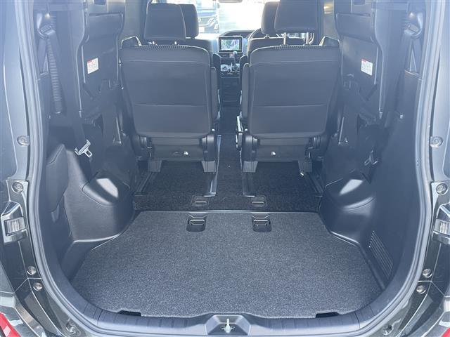 ヴォクシー ZS 煌 ワンオーナー 純正ナビ フルセグTV Bluetooth接続 DVD再生 両側パワスラ クルコン プリクラッシュセーフティー Bカメラ プッシュスタート スマートキー スペアキー LEDオートライト(29枚目)