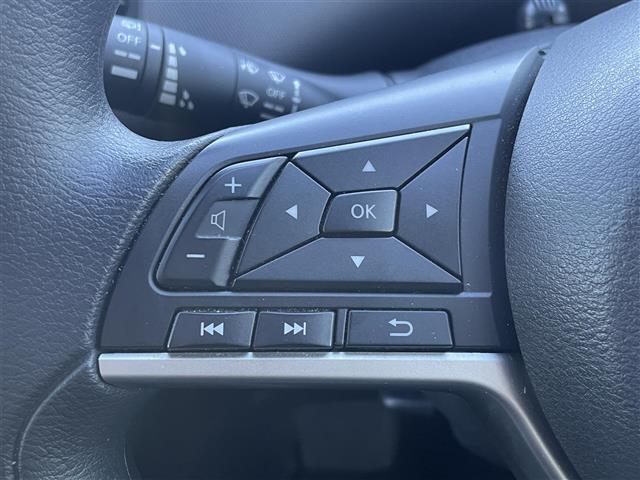 セレナ Ｘ　Ｖ　ワンオーナー　純正１０インチナビ　フルセグＴＶ　Ｂｌｕｅｔｏｏｔｈ接続　ＤＶＤ再生　クルコン　ＢＳＭ　エマージェンシーブレーキ　アラウンドビューモニター　両側パワスラ　ＬＥＤオートライト（5枚目）