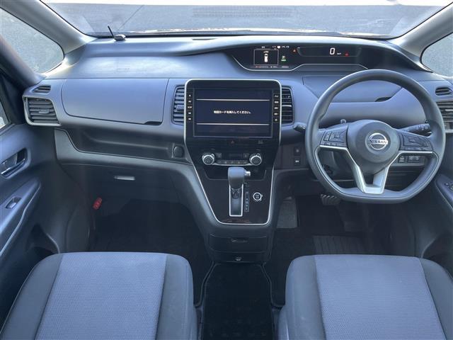 セレナ Ｘ　Ｖ　ワンオーナー　純正１０インチナビ　フルセグＴＶ　Ｂｌｕｅｔｏｏｔｈ接続　ＤＶＤ再生　クルコン　ＢＳＭ　エマージェンシーブレーキ　アラウンドビューモニター　両側パワスラ　ＬＥＤオートライト（42枚目）