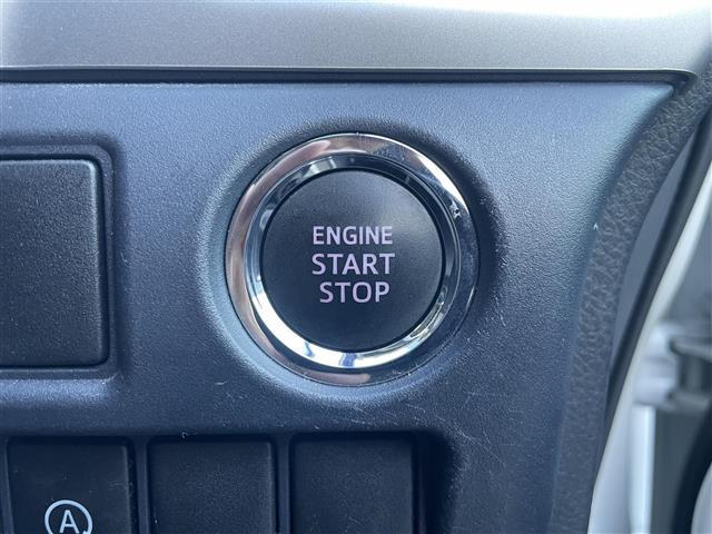 ヴォクシー ＺＳ　煌　ワンオーナー　純正ナビ　１１インチフリップダウンモニター　フルセグＴＶ　Ｂｌｕｅｔｏｏｔｈ接続　ＤＶＤ再生　両側パワスラ　デジタルインナーミラー　プッシュスタート　スマートキー　ＬＥＤオートライト（8枚目）