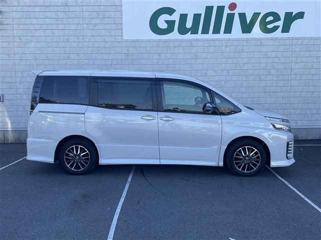 ヴォクシー ＺＳ　煌　ワンオーナー　純正ナビ　１１インチフリップダウンモニター　フルセグＴＶ　Ｂｌｕｅｔｏｏｔｈ接続　ＤＶＤ再生　両側パワスラ　デジタルインナーミラー　プッシュスタート　スマートキー　ＬＥＤオートライト（36枚目）