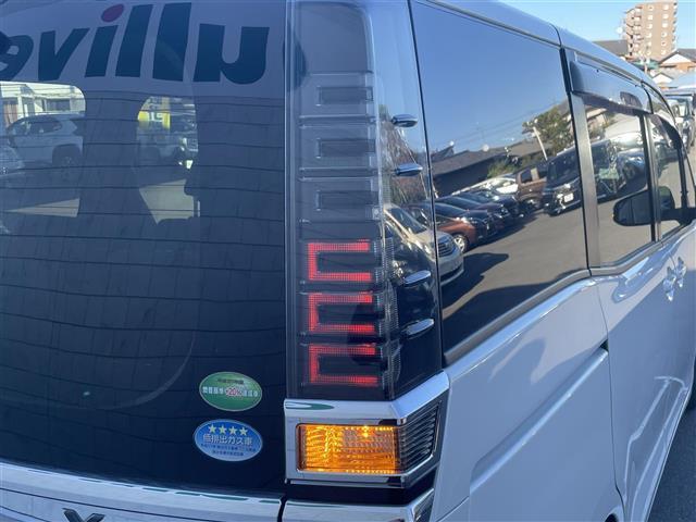 ヴォクシー Ｘ　社外ナビ　ＴＶ　Ｂｌｕｅｔｏｏｔｈ接続　ＤＶＤ再生　クルコン　片側パワスラ　トヨタセーフティーセンス　プリクラッシュセーフティー　Ｂカメラ　ＥＴＣ　ドラレコ　ＬＥＤオートライト・オートハイビーム（32枚目）