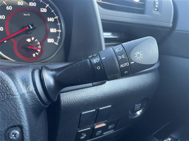 アルファード ２．５Ｓ　Ｃパッケージ　ワンオーナー　純正ナビ　フルセグＴＶ　Ｂｌｕｅｔｏｏｔｈ接続　ＤＶＤ再生　ＡＣ１００Ｖ電源　トヨタセーフティーセンス　両側パワスラ　モデリスタエアロ　追従クルコン　ステアリングヒーター　ＬＥＤライト（9枚目）