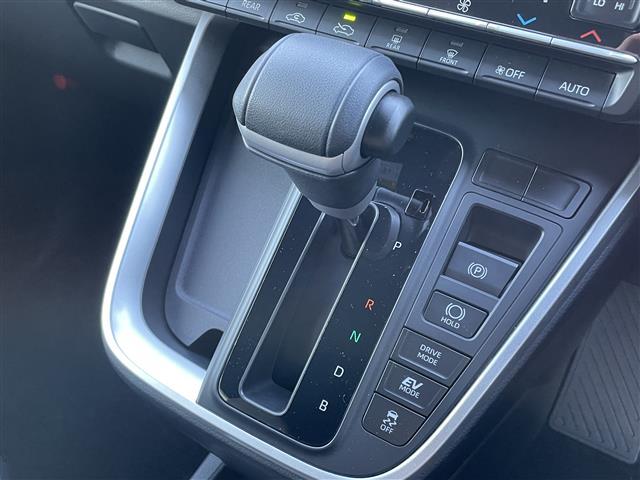 ノア ハイブリッドS-Z 純正ナビTV トヨタセーフティセンス Bカメラ レーダークルーズコントロール 両側パワースライドドア 電動パーキングブレーキ オートホールド ハーフレザーシート 前席シートヒーター ETC2.0(19枚目)