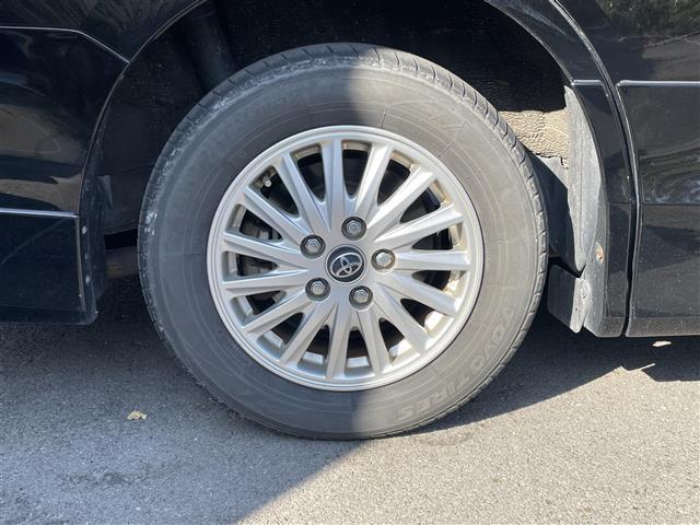 ノア ハイブリッドＸ　純正ナビ　フリップダウンモニター　フルセグＴＶ　Ｂｌｕｅｔｏｏｔｈ接続　ＤＶＤ再生　片側パワスラ　モデリスタエアロ　プッシュスタート　スマートキー　ＥＴＣ　ＬＥＤオートライト（33枚目）