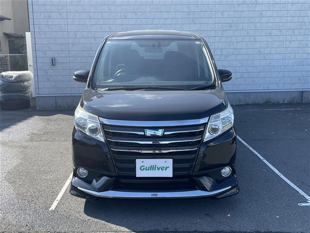 ノア ハイブリッドＸ　純正ナビ　フリップダウンモニター　フルセグＴＶ　Ｂｌｕｅｔｏｏｔｈ接続　ＤＶＤ再生　片側パワスラ　モデリスタエアロ　プッシュスタート　スマートキー　ＥＴＣ　ＬＥＤオートライト（34枚目）