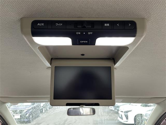 セレナ ライダーＳ　純正ナビ　後席モニター　ＴＶ　ＤＶＤ再生　ＣＤ再生　両側スライドドア　リモコンキー　ＥＴＣ　純正フロアマット　純正アルミホイール　電動格納ミラー　取扱説明書　保証書（24枚目）