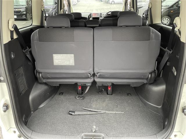 セレナ ライダーＳ　純正ナビ　後席モニター　ＴＶ　ＤＶＤ再生　ＣＤ再生　両側スライドドア　リモコンキー　ＥＴＣ　純正フロアマット　純正アルミホイール　電動格納ミラー　取扱説明書　保証書（26枚目）