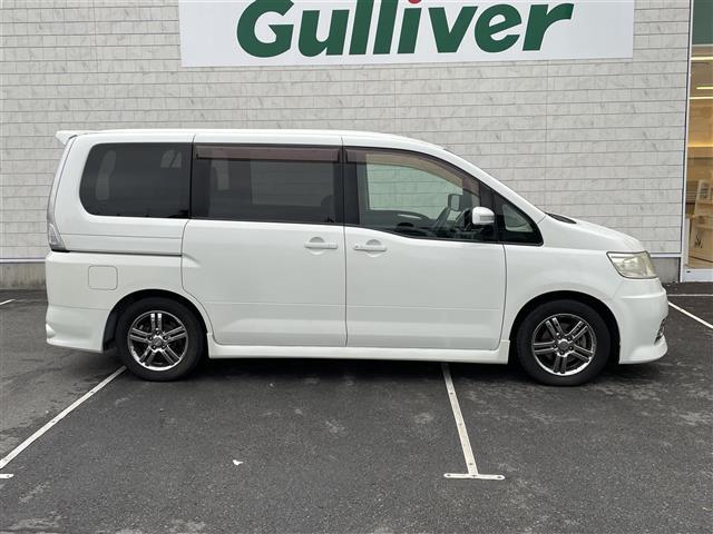 セレナ ライダーＳ　純正ナビ　後席モニター　ＴＶ　ＤＶＤ再生　ＣＤ再生　両側スライドドア　リモコンキー　ＥＴＣ　純正フロアマット　純正アルミホイール　電動格納ミラー　取扱説明書　保証書（36枚目）