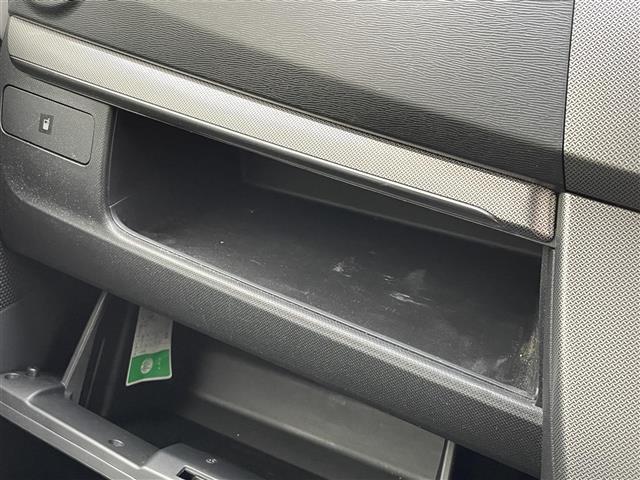 ムーヴ カスタム　Ｘリミテッド　純正ナビ　ＴＶ　ＣＤ再生　ＡＵＸ入力端子　ＵＳＢ入力端子　プッシュスタート　スマートキー　ベンチシート　フロアマット　純正アルミホイール　ＬＥＤオートライト（20枚目）