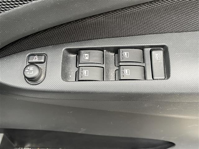 ムーヴ カスタム　Ｘリミテッド　純正ナビ　ＴＶ　ＣＤ再生　ＡＵＸ入力端子　ＵＳＢ入力端子　プッシュスタート　スマートキー　ベンチシート　フロアマット　純正アルミホイール　ＬＥＤオートライト（23枚目）