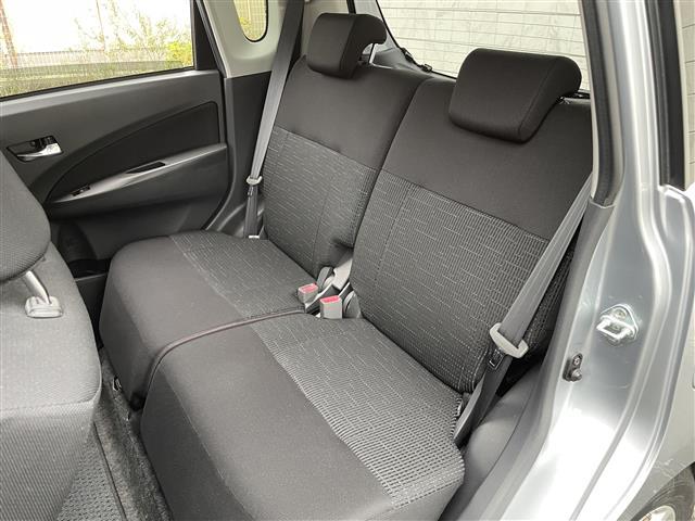 ムーヴ カスタム　Ｘリミテッド　純正ナビ　ＴＶ　ＣＤ再生　ＡＵＸ入力端子　ＵＳＢ入力端子　プッシュスタート　スマートキー　ベンチシート　フロアマット　純正アルミホイール　ＬＥＤオートライト（27枚目）