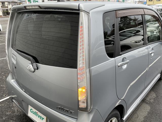 ムーヴ カスタム　Ｘリミテッド　純正ナビ　ＴＶ　ＣＤ再生　ＡＵＸ入力端子　ＵＳＢ入力端子　プッシュスタート　スマートキー　ベンチシート　フロアマット　純正アルミホイール　ＬＥＤオートライト（32枚目）