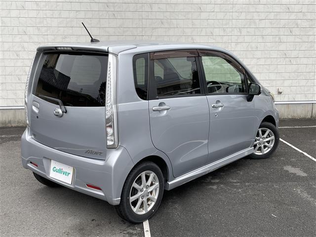 ムーヴ カスタム　Ｘリミテッド　純正ナビ　ＴＶ　ＣＤ再生　ＡＵＸ入力端子　ＵＳＢ入力端子　プッシュスタート　スマートキー　ベンチシート　フロアマット　純正アルミホイール　ＬＥＤオートライト（37枚目）