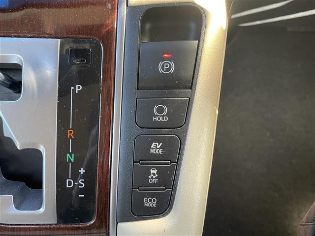 アルファードハイブリッド X 純正ナビ フルセグTV Bluetooth接続 DVD再生 トヨタセーフティーセンス プリクラッシュセーフティー 両側パワスラ 追従クルコン 全方位カメラ 電動P・オートブレーキホールド(19枚目)