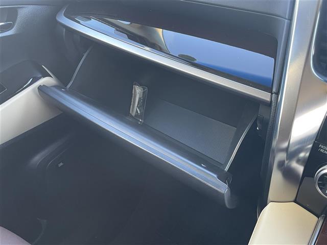 アルファードハイブリッド X 純正ナビ フルセグTV Bluetooth接続 DVD再生 トヨタセーフティーセンス プリクラッシュセーフティー 両側パワスラ 追従クルコン 全方位カメラ 電動P・オートブレーキホールド(21枚目)