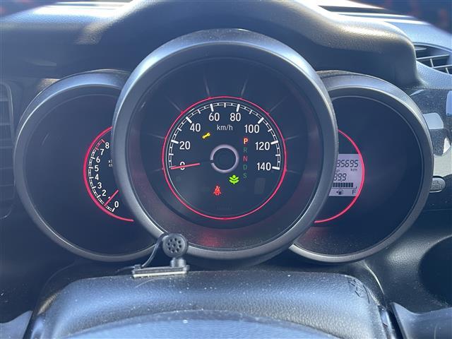 Ｎ－ＢＯＸカスタム ２トーンカラースタイル　Ｇ・ターボＬパッケージ　純正ナビ　フルセグＴＶ　Ｂｌｕｅｔｏｏｔｈ接続　ＤＶＤ再生　クルコン　ＣＴＢＡ　両側パワスラ　プッシュスタート　スマートキー　スペアキー　Ｂカメラ　ＨＩＤオートライト（3枚目）