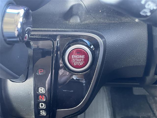 Ｎ－ＢＯＸカスタム ２トーンカラースタイル　Ｇ・ターボＬパッケージ　純正ナビ　フルセグＴＶ　Ｂｌｕｅｔｏｏｔｈ接続　ＤＶＤ再生　クルコン　ＣＴＢＡ　両側パワスラ　プッシュスタート　スマートキー　スペアキー　Ｂカメラ　ＨＩＤオートライト（15枚目）