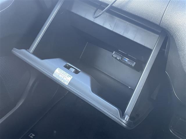 Ｎ－ＢＯＸカスタム ２トーンカラースタイル　Ｇ・ターボＬパッケージ　純正ナビ　フルセグＴＶ　Ｂｌｕｅｔｏｏｔｈ接続　ＤＶＤ再生　クルコン　ＣＴＢＡ　両側パワスラ　プッシュスタート　スマートキー　スペアキー　Ｂカメラ　ＨＩＤオートライト（18枚目）