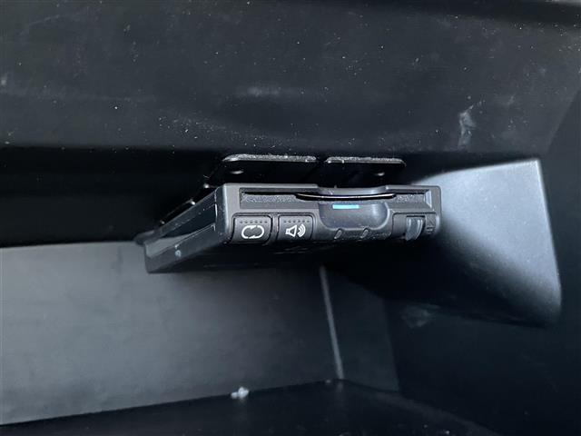 Ｎ－ＢＯＸカスタム ２トーンカラースタイル　Ｇ・ターボＬパッケージ　純正ナビ　フルセグＴＶ　Ｂｌｕｅｔｏｏｔｈ接続　ＤＶＤ再生　クルコン　ＣＴＢＡ　両側パワスラ　プッシュスタート　スマートキー　スペアキー　Ｂカメラ　ＨＩＤオートライト（19枚目）