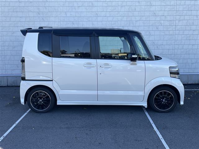 Ｎ－ＢＯＸカスタム ２トーンカラースタイル　Ｇ・ターボＬパッケージ　純正ナビ　フルセグＴＶ　Ｂｌｕｅｔｏｏｔｈ接続　ＤＶＤ再生　クルコン　ＣＴＢＡ　両側パワスラ　プッシュスタート　スマートキー　スペアキー　Ｂカメラ　ＨＩＤオートライト（36枚目）