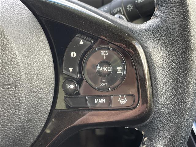 Ｎ－ＢＯＸカスタム Ｇ・Ｌターボホンダセンシング　Ｂｌｕｅｔｏｏｔｈ接続　ＤＶＤ再生　両側パワスラ　ホンダセンシング　衝突軽減システム　追従クルコン　プッシュスタート　スマートキー　スペアキー　Ｂカメラ　ハーフレザー　ベンチシート　ＬＥＤオートライト（6枚目）