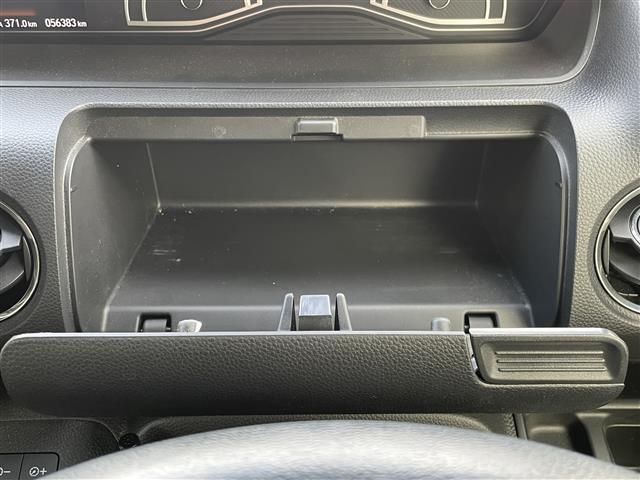 Ｎ－ＢＯＸカスタム Ｇ・Ｌターボホンダセンシング　Ｂｌｕｅｔｏｏｔｈ接続　ＤＶＤ再生　両側パワスラ　ホンダセンシング　衝突軽減システム　追従クルコン　プッシュスタート　スマートキー　スペアキー　Ｂカメラ　ハーフレザー　ベンチシート　ＬＥＤオートライト（9枚目）