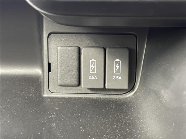 Ｎ－ＢＯＸカスタム Ｇ・Ｌターボホンダセンシング　Ｂｌｕｅｔｏｏｔｈ接続　ＤＶＤ再生　両側パワスラ　ホンダセンシング　衝突軽減システム　追従クルコン　プッシュスタート　スマートキー　スペアキー　Ｂカメラ　ハーフレザー　ベンチシート　ＬＥＤオートライト（20枚目）