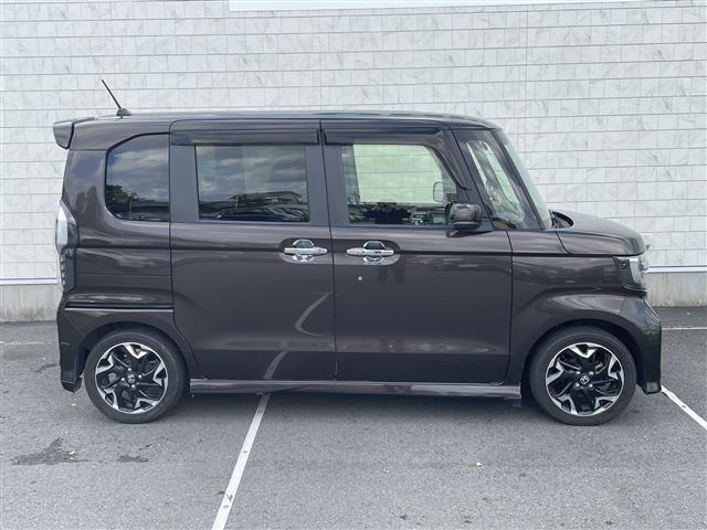 Ｎ－ＢＯＸカスタム Ｇ・Ｌターボホンダセンシング　Ｂｌｕｅｔｏｏｔｈ接続　ＤＶＤ再生　両側パワスラ　ホンダセンシング　衝突軽減システム　追従クルコン　プッシュスタート　スマートキー　スペアキー　Ｂカメラ　ハーフレザー　ベンチシート　ＬＥＤオートライト（36枚目）