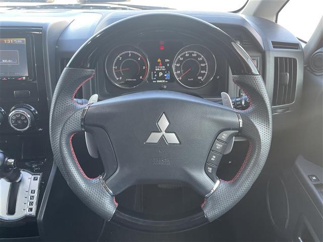 デリカＤ：５ Ｄ　パワーパッケージ　純正ナビ　フルセグＴＶ　Ｂｌｕｅｔｏｏｔｈ接続　ＤＶＤ再生　４ＷＤ　両側パワスラ　クルコン　スマートキー　ＥＴＣ　ドラレコ　前席シートＨ　社外レザー調シートカバー　ＨＩＤオートライト（4枚目）