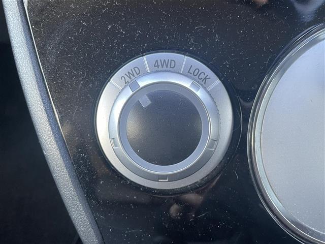 デリカＤ：５ Ｄ　パワーパッケージ　純正ナビ　フルセグＴＶ　Ｂｌｕｅｔｏｏｔｈ接続　ＤＶＤ再生　４ＷＤ　両側パワスラ　クルコン　スマートキー　ＥＴＣ　ドラレコ　前席シートＨ　社外レザー調シートカバー　ＨＩＤオートライト（16枚目）