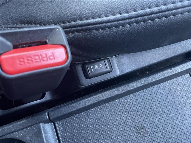 デリカＤ：５ Ｄ　パワーパッケージ　純正ナビ　フルセグＴＶ　Ｂｌｕｅｔｏｏｔｈ接続　ＤＶＤ再生　４ＷＤ　両側パワスラ　クルコン　スマートキー　ＥＴＣ　ドラレコ　前席シートＨ　社外レザー調シートカバー　ＨＩＤオートライト（19枚目）