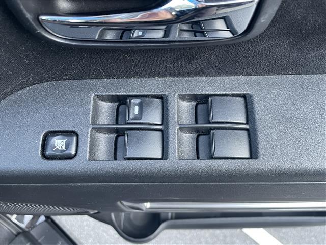 デリカＤ：５ Ｄ　パワーパッケージ　純正ナビ　フルセグＴＶ　Ｂｌｕｅｔｏｏｔｈ接続　ＤＶＤ再生　４ＷＤ　両側パワスラ　クルコン　スマートキー　ＥＴＣ　ドラレコ　前席シートＨ　社外レザー調シートカバー　ＨＩＤオートライト（22枚目）