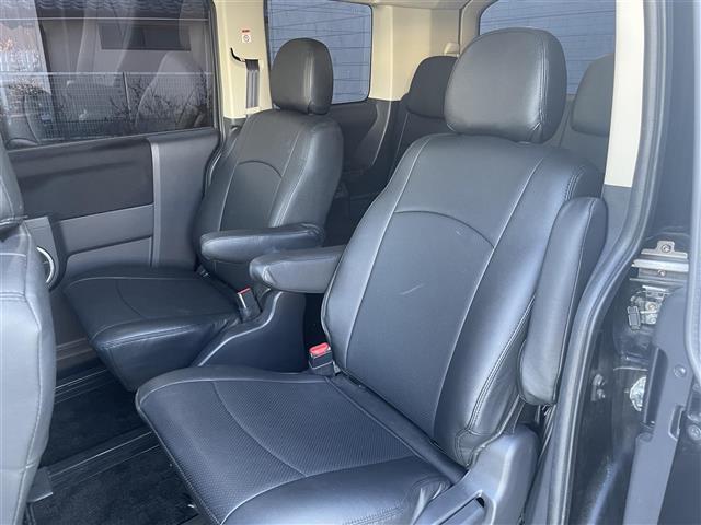 デリカＤ：５ Ｄ　パワーパッケージ　純正ナビ　フルセグＴＶ　Ｂｌｕｅｔｏｏｔｈ接続　ＤＶＤ再生　４ＷＤ　両側パワスラ　クルコン　スマートキー　ＥＴＣ　ドラレコ　前席シートＨ　社外レザー調シートカバー　ＨＩＤオートライト（27枚目）