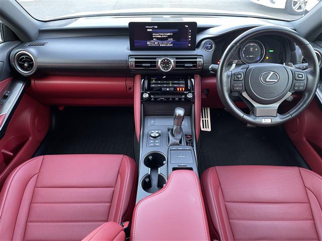 ＩＳ ＩＳ３００ｈ　Ｆスポーツ　ワンオーナー　純正ナビ　フルセグＴＶ　Ｂｌｕｅｔｏｏｔｈ接続　ＤＶＤ再生　追従クルコン　ＢＳＭ　ＰＫＳＡ　ＰＫＳＢ　電動Ｐ・オートブレーキホールド　ステアリングヒーター　ＬＥＤオートライト（42枚目）