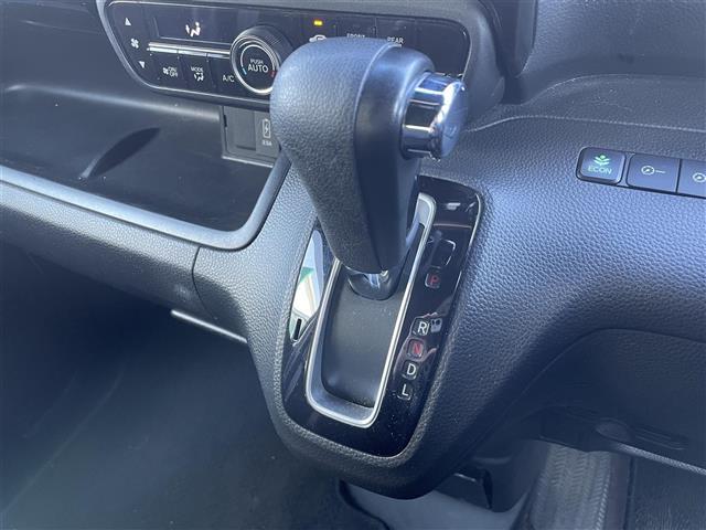 Ｎ－ＢＯＸカスタム Ｇ・Ｌホンダセンシング　社外ナビ　フルセグＴＶ　Ｂｌｕｅｔｏｏｔｈ接続　ＤＶＤ再生　追従クルコン　ホンダセンシング　衝突軽減　Ｂカメラ　片側パワスラ　プッシュスタート　スマートキー　ＬＥＤオートライト　オートハイビーム（19枚目）