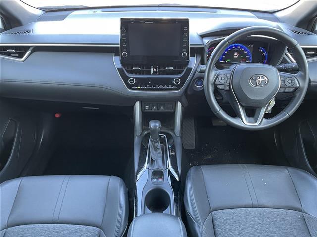 カローラクロス ハイブリッド　Ｚ　純正９型ディスプレイオーディオ　Ａｐｐｌｅｃａｒｐｌａｙ　ａｎｄｒｏｉｄａｕｔｏ　全方位カメラ　レーダークルーズコントロール　トヨタセーフティセンス　プリクラッシュセーフティ　レーンアシスト（2枚目）
