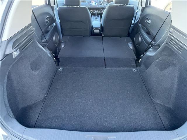 ヴェゼル Ｘ・ホンダセンシング　純正ナビ　フルセグＴＶ　Ｂｌｕｅｔｏｏｔｈ接続　ＤＶＤ再生　ＵＳＢ入力端子　ホンダセンシング　衝突被害　追従クルコン　プッシュスタート　スマートキー　スペアキー　電動Ｐ・オートブレーキホールド（29枚目）