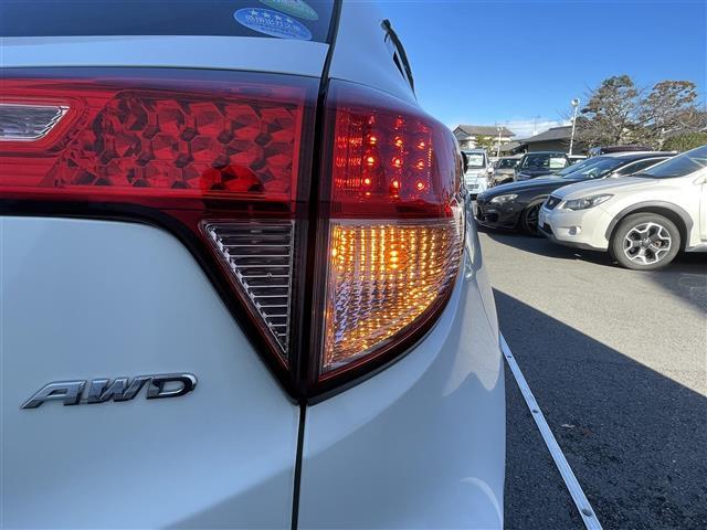 ヴェゼル Ｘ・ホンダセンシング　純正ナビ　フルセグＴＶ　Ｂｌｕｅｔｏｏｔｈ接続　ＤＶＤ再生　ＵＳＢ入力端子　ホンダセンシング　衝突被害　追従クルコン　プッシュスタート　スマートキー　スペアキー　電動Ｐ・オートブレーキホールド（32枚目）