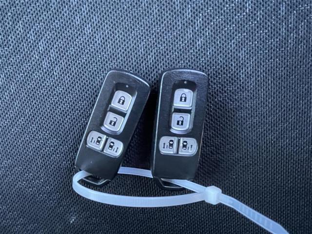 Ｎ－ＢＯＸカスタム ２トーンカラースタイル　Ｇ　ＳＳパッケージ　ワンオーナー　純正ナビ　フルセグＴＶ　Ｂｌｕｅｔｏｏｔｈ接続　ＤＶＤ再生　ＣＴＢＡ　両側パワスラ　プッシュスタート　スマートキー　スペアキー　Ｂカメラ　ＨＩＤオートライト　ベンチシート（14枚目）