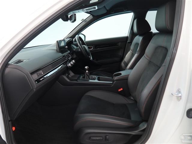 万が一のトラブルのときにも役に立つドライブレコーダーを装備しています。側面衝突や幅寄せ・割り込み対策に！