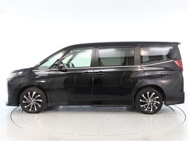 ノア Ｓ－Ｚ　１年間走行無制限保証　ペダル踏み間違い　衝突回避被害軽減　車線逸脱警報機能　メモリナビ　フルセグＴＶ　バックカメラ　パノラミックモニタ　ＥＴＣ　クルーズコントロール　電動スライドドア（3枚目）