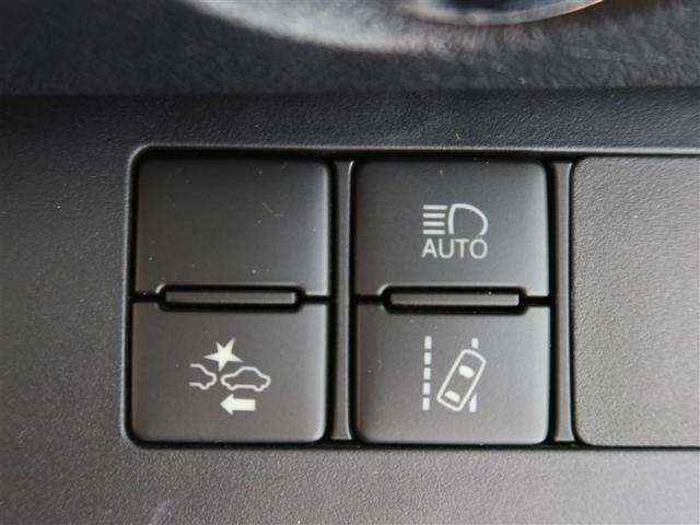 シエンタ ファンベースＧ　クエロ　１年間走行無制限保証　ペダル踏み間違い　衝突回避被害軽減　車線逸脱警報機能　メモリナビ　フルセグＴＶ　バックカメラ　ＥＴＣ　電動スライドドア　ＬＥＤヘッドライト　ＤＶＤ再生　スマートキー（17枚目）