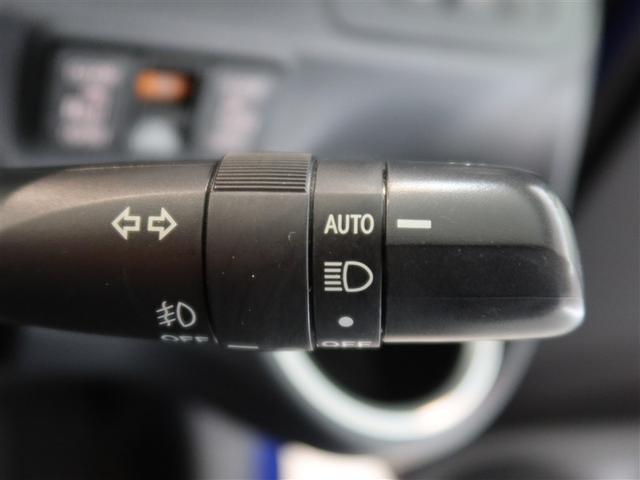 シエンタ ファンベースＧ　クエロ　１年間走行無制限保証　ペダル踏み間違い　衝突回避被害軽減　車線逸脱警報機能　メモリナビ　フルセグＴＶ　バックカメラ　ＥＴＣ　電動スライドドア　ＬＥＤヘッドライト　ＤＶＤ再生　スマートキー（20枚目）