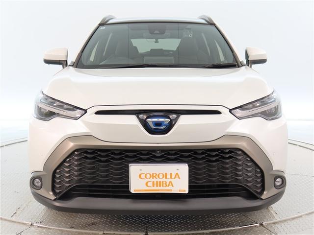 カローラクロス ハイブリッド　Ｚ　１年間走行無制限保証　ペダル踏み間違い　衝突回避被害軽減　車線逸脱警報機能　メモリナビ　バックカメラ　パノラミックモニタ　ドライブレコーダー　ＥＴＣ　電源コンセント　クルーズコントロール（2枚目）