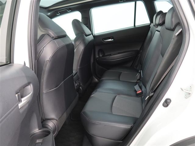 カローラクロス ハイブリッド　Ｚ　１年間走行無制限保証　ペダル踏み間違い　衝突回避被害軽減　車線逸脱警報機能　メモリナビ　バックカメラ　パノラミックモニタ　ドライブレコーダー　ＥＴＣ　電源コンセント　クルーズコントロール（11枚目）