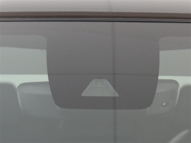 カローラクロス ハイブリッド　Ｚ　１年間走行無制限保証　ペダル踏み間違い　衝突回避被害軽減　車線逸脱警報機能　メモリナビ　バックカメラ　パノラミックモニタ　ドライブレコーダー　ＥＴＣ　電源コンセント　クルーズコントロール（13枚目）