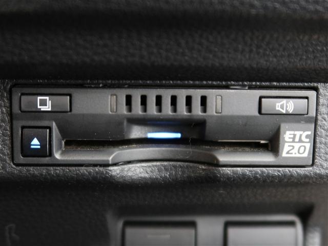 カローラクロス ハイブリッド　Ｚ　１年間走行無制限保証　ペダル踏み間違い　衝突回避被害軽減　車線逸脱警報機能　メモリナビ　バックカメラ　パノラミックモニタ　ドライブレコーダー　ＥＴＣ　電源コンセント　クルーズコントロール（17枚目）