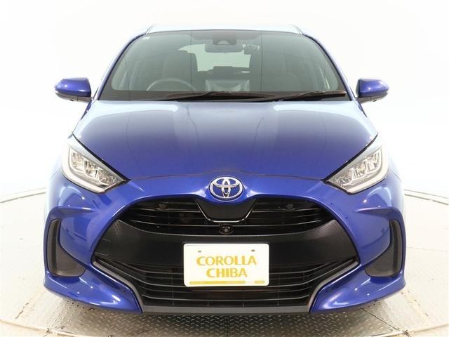 ヤリス Ｚ　１年間走行無制限保証　ペダル踏み間違い　衝突回避被害軽減　車線逸脱警報機能　メモリナビ　バックカメラ　パノラミックモニタ　クルーズコントロール　ＬＥＤヘッドライト　スマートキー　オートエアコン（2枚目）