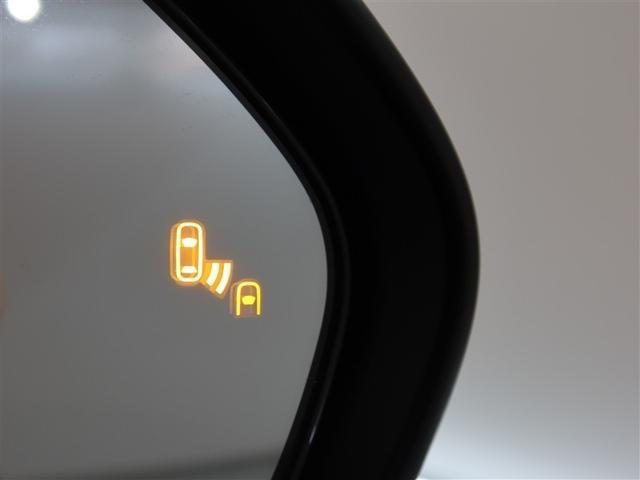 ヤリス Ｚ　１年間走行無制限保証　ペダル踏み間違い　衝突回避被害軽減　車線逸脱警報機能　メモリナビ　バックカメラ　パノラミックモニタ　クルーズコントロール　ＬＥＤヘッドライト　スマートキー　オートエアコン（19枚目）